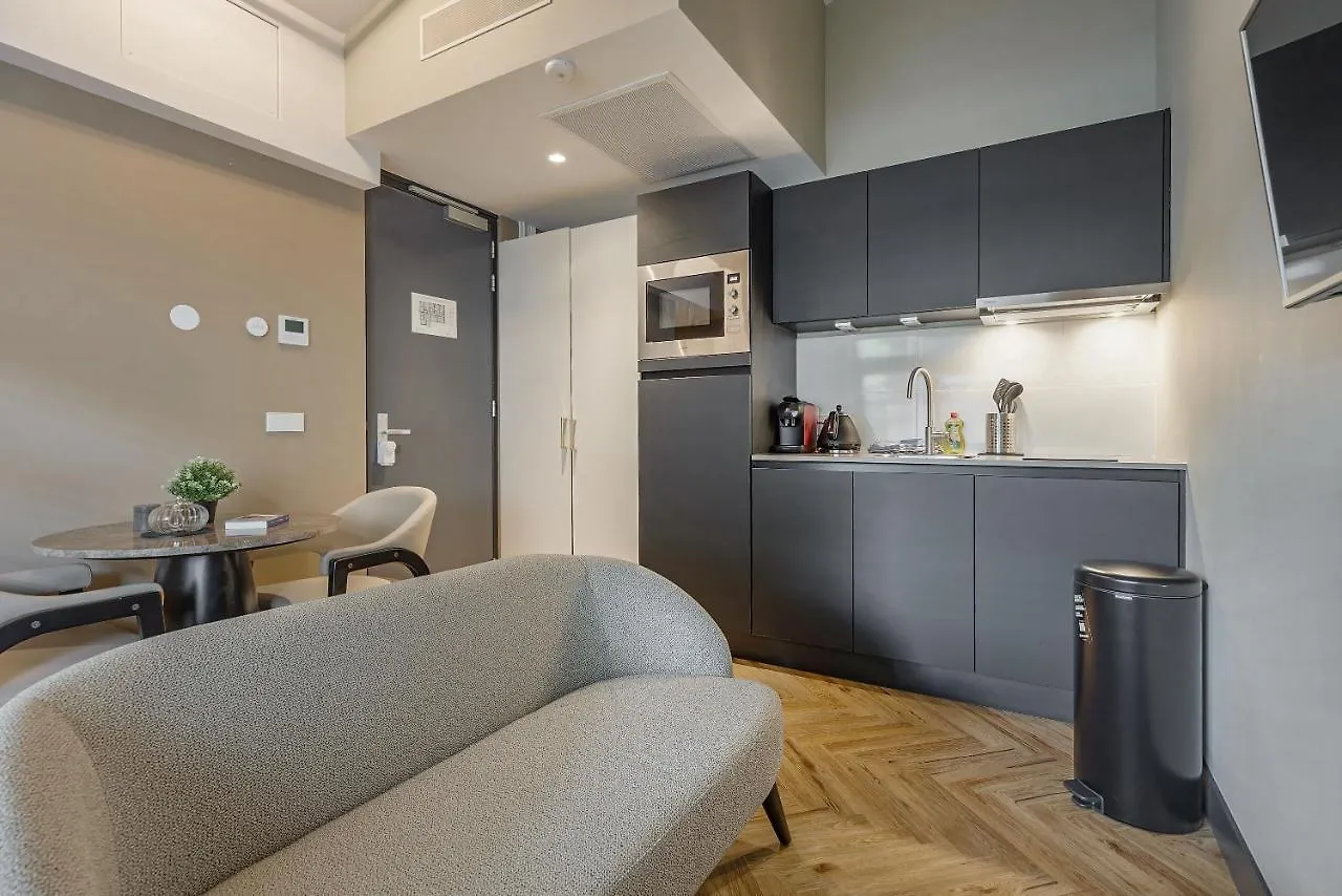 Bens The Walton Apartment Amsterdam Netherlands